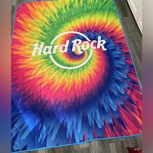 Hard Rock Tie Dye Large Beach Blanket w Grommet holes on each corner for stakes